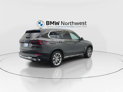 Dravit Grey Metallic 2026 BMW X5 xDrive40i