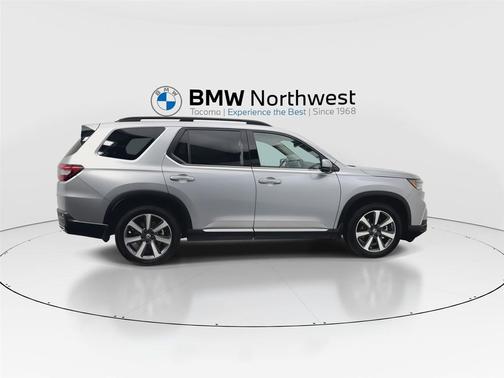 2023 Honda Pilot AWD Elite