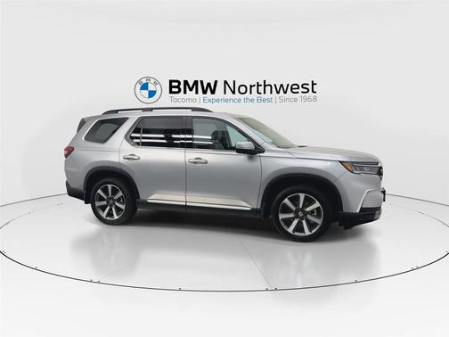 2023 Honda Pilot AWD Elite