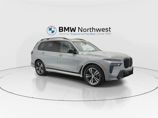 2026 BMW X7 M60i