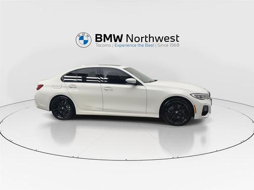 2021 BMW 330 xDrive
