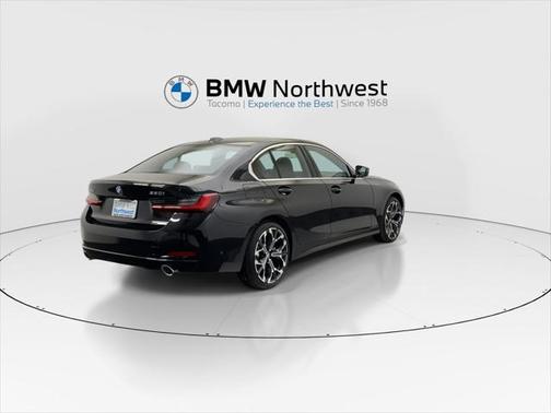 2025 BMW 330 i xDrive