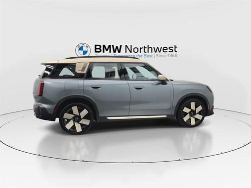 Smokey Green Metallic 2025 MINI Countryman Cooper S ALL4