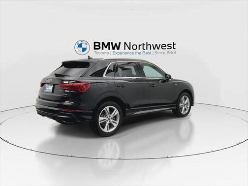 2022 Audi Q3 45 S line Premium