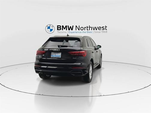 2022 Audi Q3 45 S line Premium