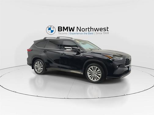 2022 Toyota Highlander Platinum