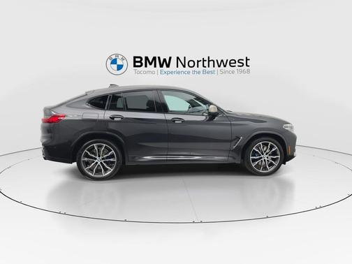 2019 BMW X4 M40i