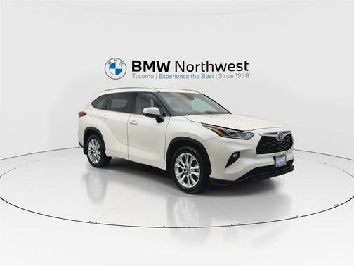 Blizzard Pearl 2021 Toyota Highlander Limited