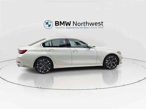 Mineral White Metallic 2026 BMW 330 xDrive NA