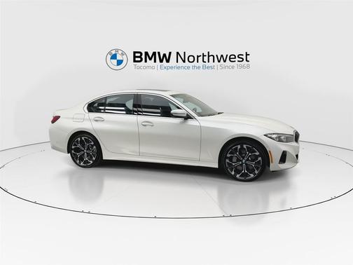 Mineral White Metallic 2026 BMW 330 xDrive NA