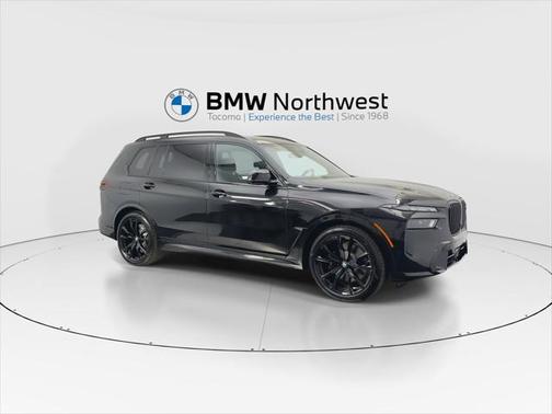 2025 BMW X7 M60i
