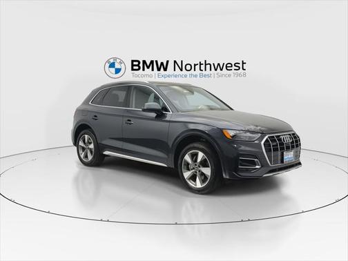 2023 Audi Q5 40 Premium Plus
