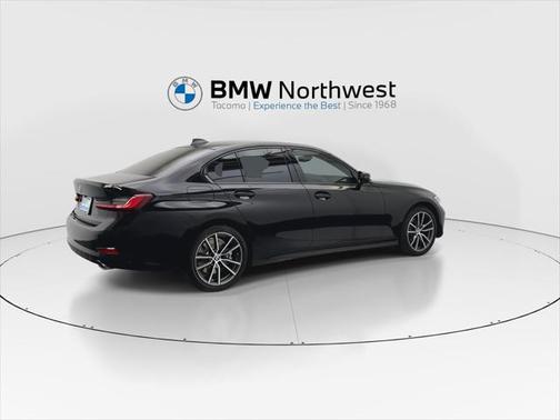 2022 BMW 330 330i