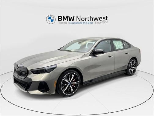 2025 BMW i5 M60