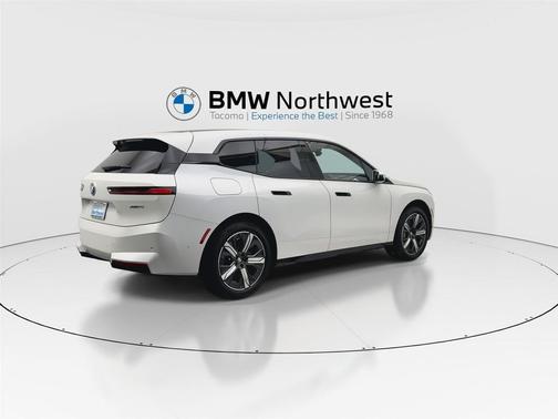 2026 BMW iX xDrive45