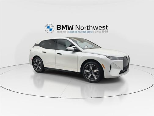 2026 BMW iX xDrive45