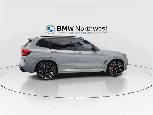2024 BMW X3 M40i