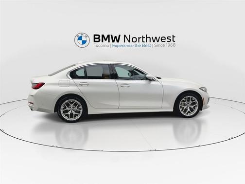 2026 BMW 330 xDrive NA