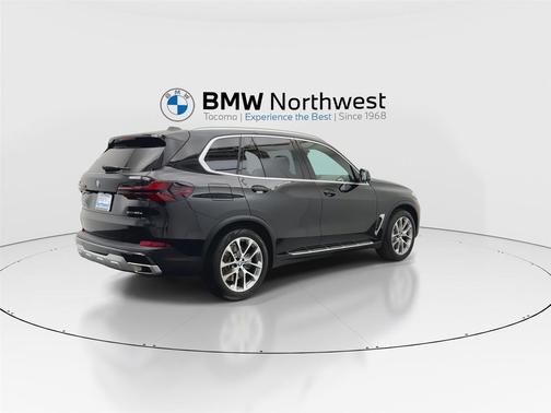 Black Sapphire Metallic 2025 BMW X5 PHEV xDrive50e