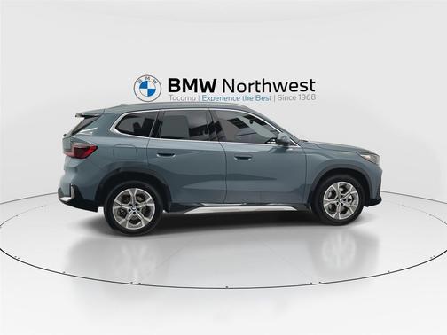 Cape York Green Metallic 2025 BMW X1 xDrive28i