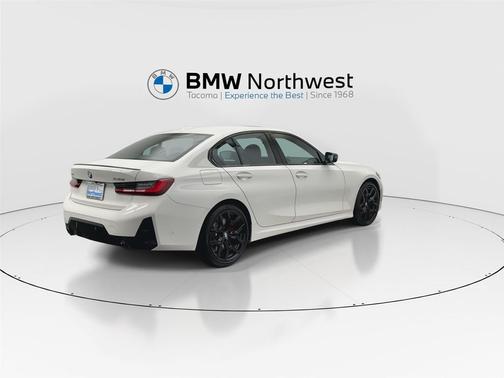 2026 BMW 330 xDrive NA