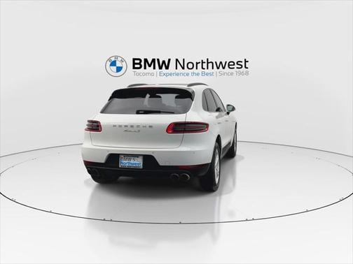 2016 Porsche Macan S