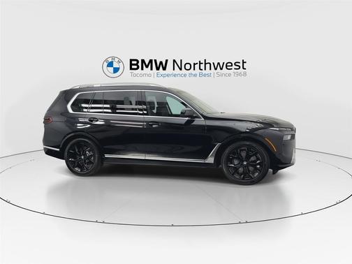 Black Sapphire Metallic 2027 BMW X7 xDrive40i