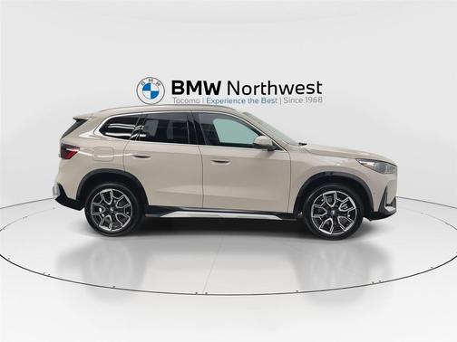 Dune Grey Metallic 2026 BMW X1 xDrive28i