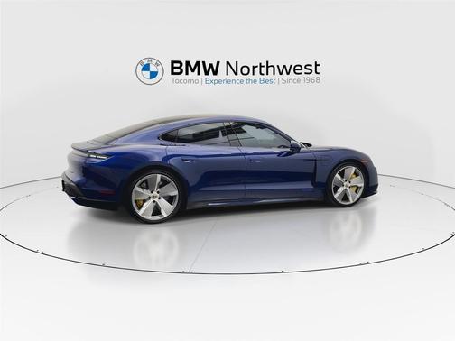 2020 Porsche Taycan Turbo