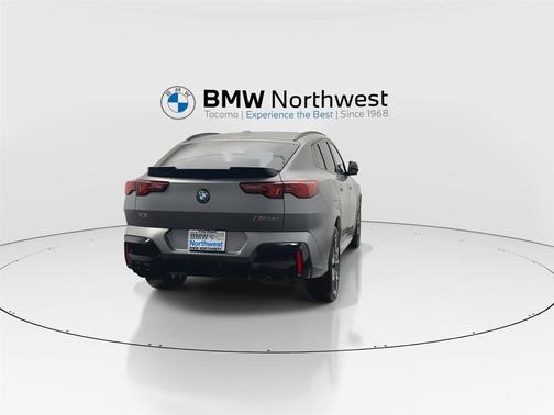 2024 BMW X2 M35i