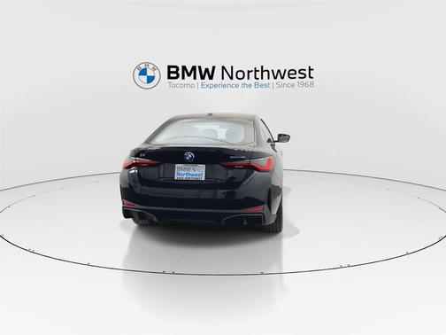 Black Sapphire Metallic 2026 BMW i4 Gran Coupe xDrive40