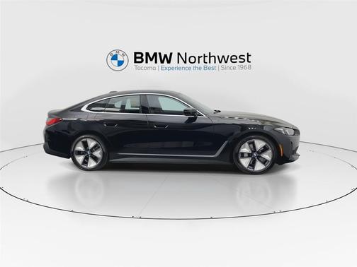 Black Sapphire Metallic 2026 BMW i4 Gran Coupe xDrive40