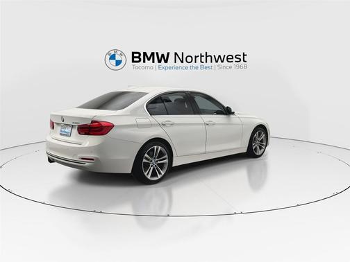2017 BMW 330 330i