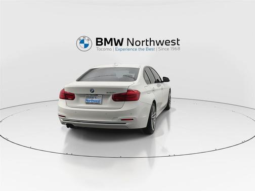 2017 BMW 330 330i