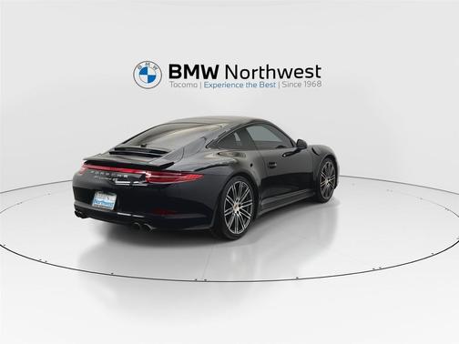 2015 Porsche 911 Carrera 4S