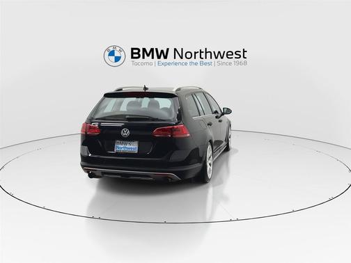 2017 Volkswagen Golf Alltrack 