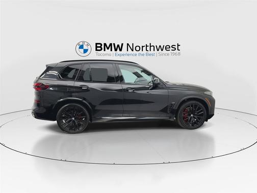Black Sapphire Metallic 2024 BMW X5 xDrive40i