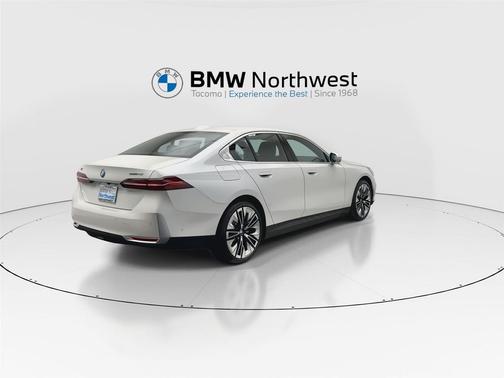 2026 BMW i5 eDrive40