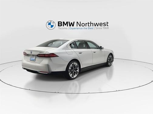 2026 BMW i5 eDrive40