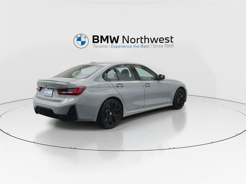 2026 BMW 330 i xDrive