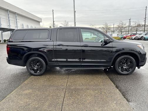 2017 Honda Ridgeline Black
