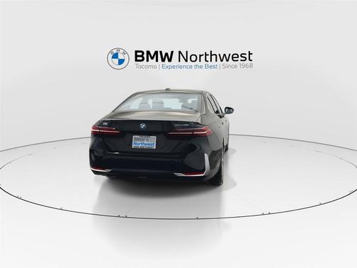 2024 BMW i5 eDrive40