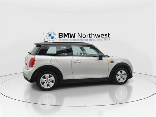 2015 MINI Hardtop Cooper