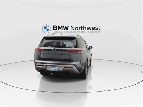 2023 Nissan Pathfinder Platinum 4WD