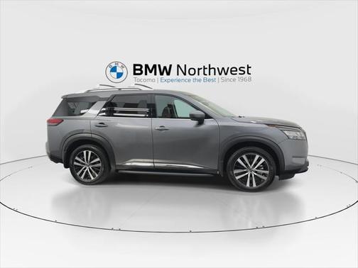 2023 Nissan Pathfinder Platinum 4WD