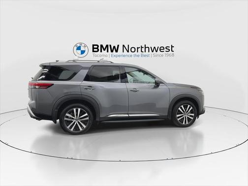 2023 Nissan Pathfinder Platinum 4WD