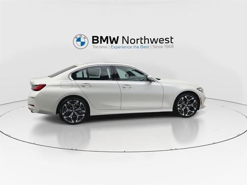 2026 BMW 330 xDrive NA