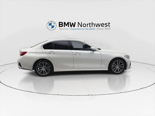2022 BMW 330 330i