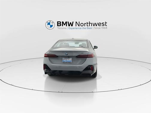 2026 BMW i5 eDrive40