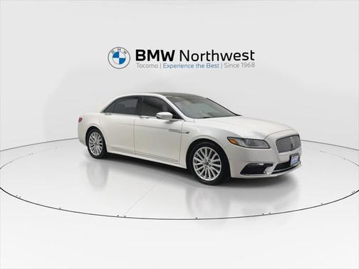 2017 Lincoln Continental Select